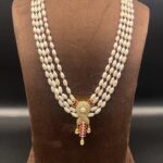 Unrivaled Bridal Pearl Jewellery Set 4 - Image 2