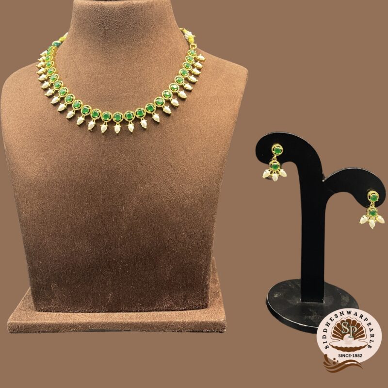 Pearl Set Design