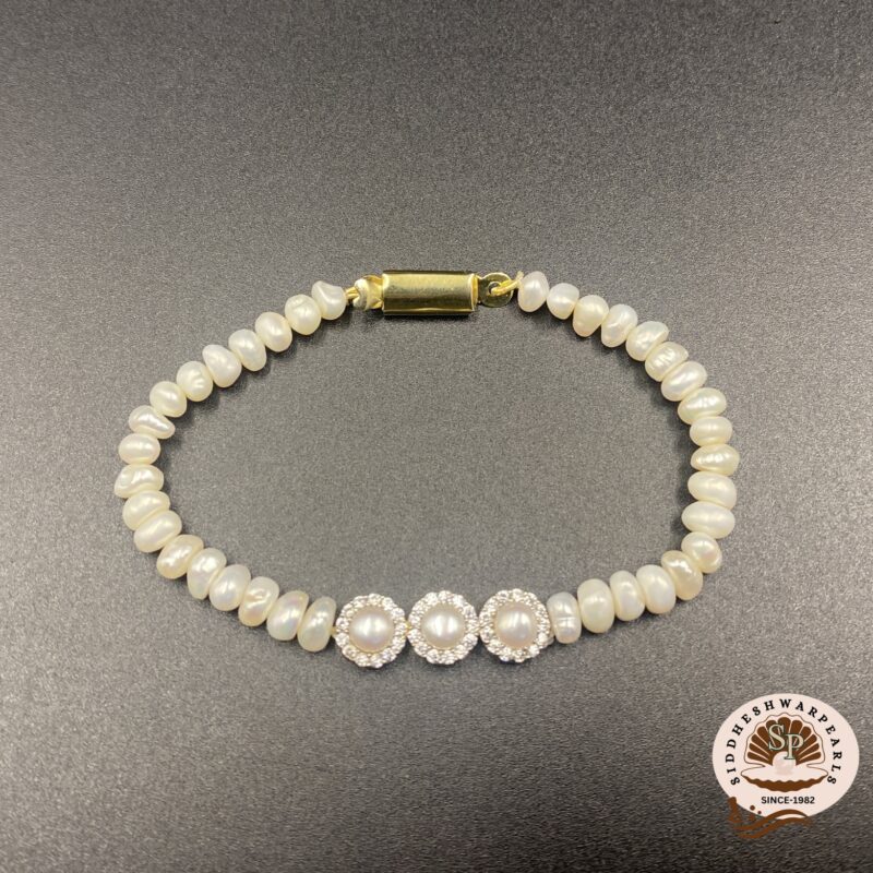 White Pearl Bracelet