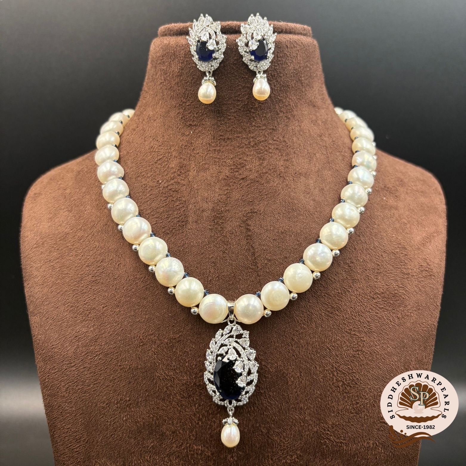 elegant7 Simple Elegant Pearl Necklace