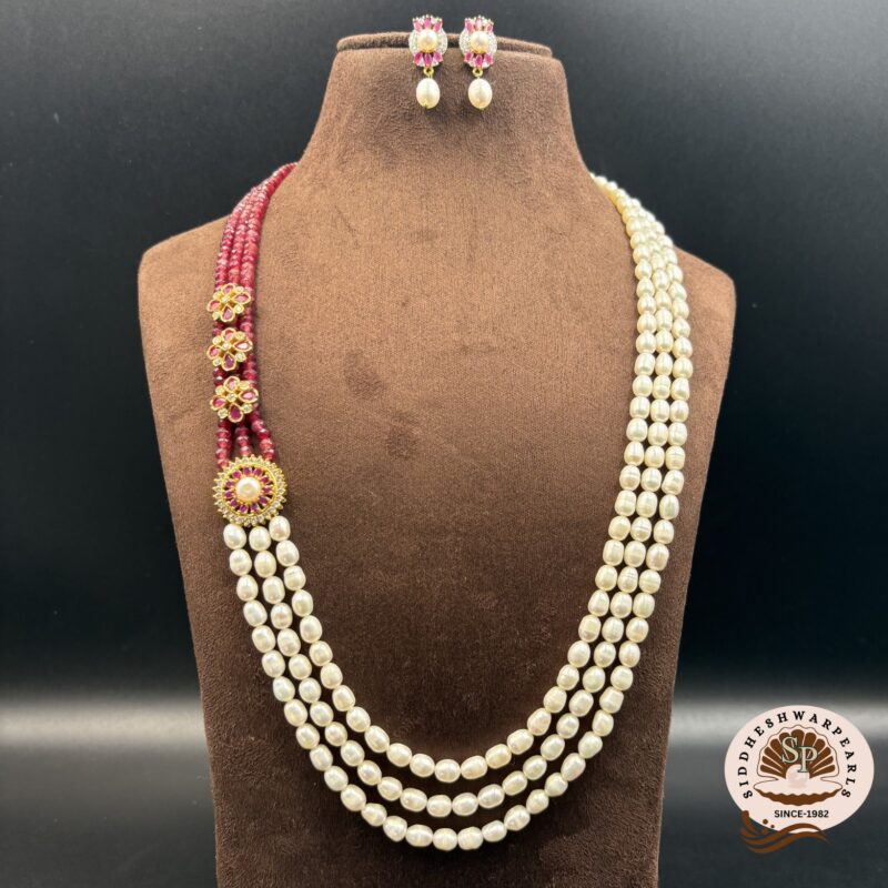 Side Brooch Necklace