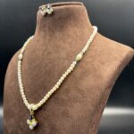 Simple Pendant Pearl Necklace - Image 3