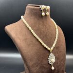 Graceful Simple Pendant Pearl  Necklace - Image 2