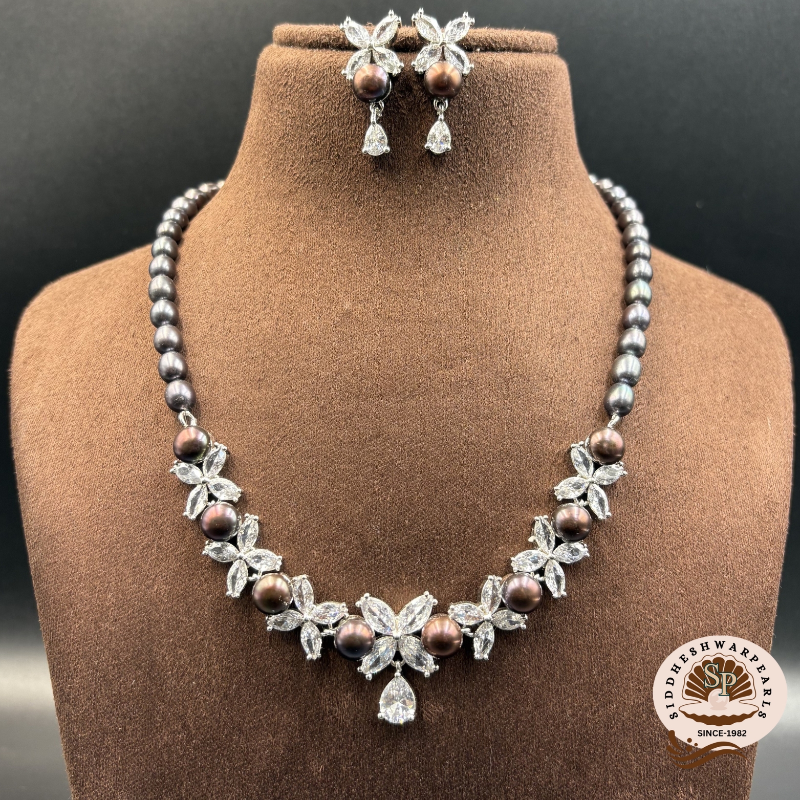 psd17 Pearl Set Design