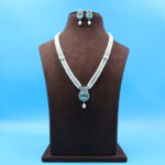 Emerald Pendant Pearl Necklace Set - Image 2