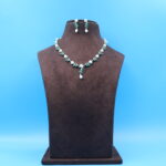 Emerald Stone Pearl necklace - Image 2