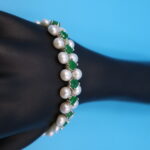 Emerald Stone Pearl Bracelet - Image 2