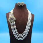 Elegant Pendant Side Brooch Pearl Necklace - Image 2