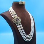 Elegant Pendant Side Brooch Pearl Necklace - Image 4