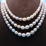 Three Layer Gradation Pearl Necklace - Image 5