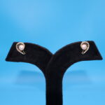 Beautiful And Fancy Pearl Earrings - Image 3