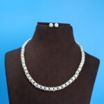 Single Line Button Pearl Necklace - Image 2