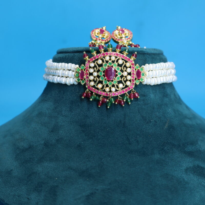 Pearl Choker
