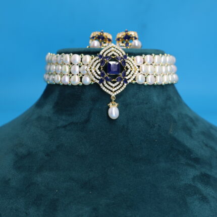 Pearl Choker