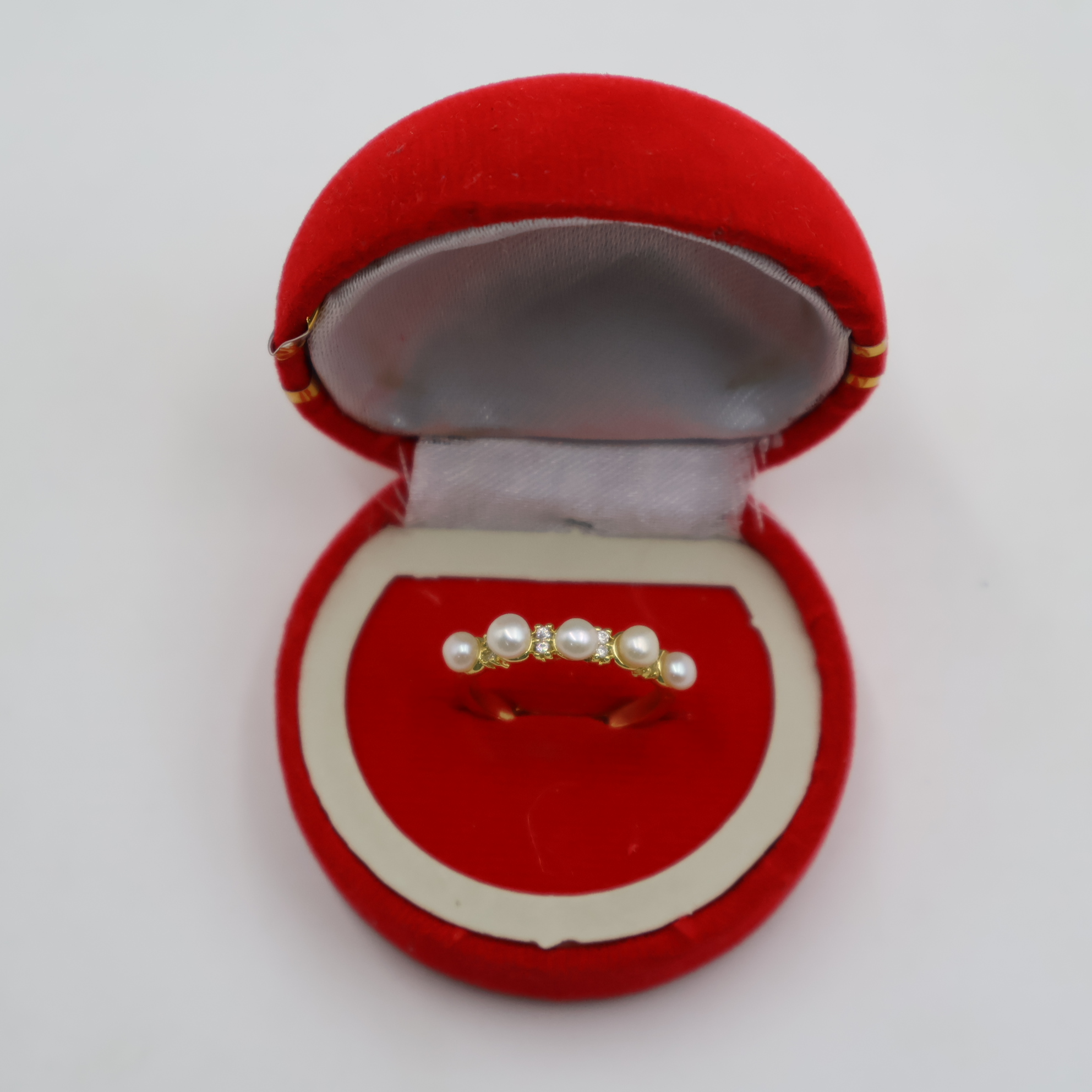 Pearl Ring