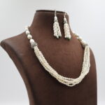 Oval Pearl Necklace - Image 3