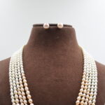 Gradation Pearl Necklace - Image 4