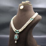 CZ Emerald Pendant Pearl Necklace set - Image 3