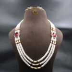 Four Layer Side Brooch Pearl Necklace Set - Image 2