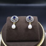 Royal Blue Elegance Pearl Necklace - Image 5