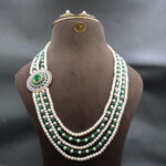Royal Green Radiance Pearl Necklace - Image 2