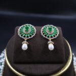 Royal Green Radiance Pearl Necklace - Image 5