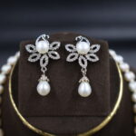Elegance Pearl Necklace Set - Image 5