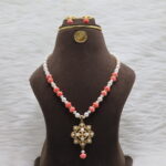 Elegant Pearl Necklace Set - Image 2