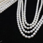 White Colour Oval Shape Lose Pearls