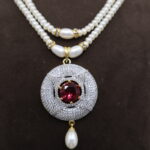 Classic Traditional Pearls Necklace - Image 5
