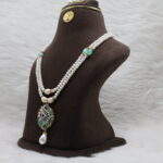 Sheesh Mahal Pearl Necklace - Image 3