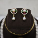 Evokes a classic Pearl Necklace - Image 4
