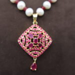 Ratna Kanti Pearl Necklace - Image 5